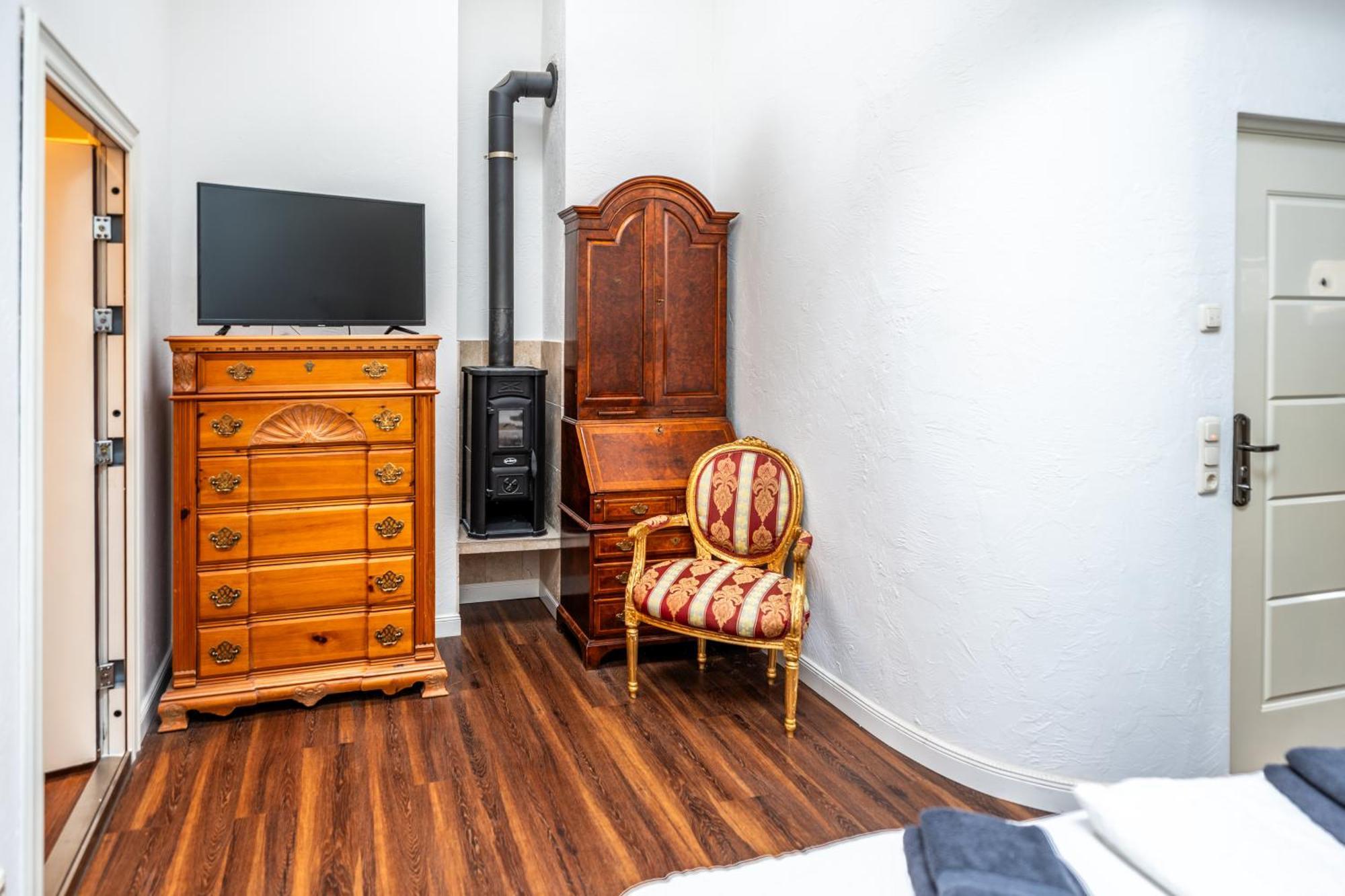 Villa Backstein Obo19 Schwerin  Bagian luar foto