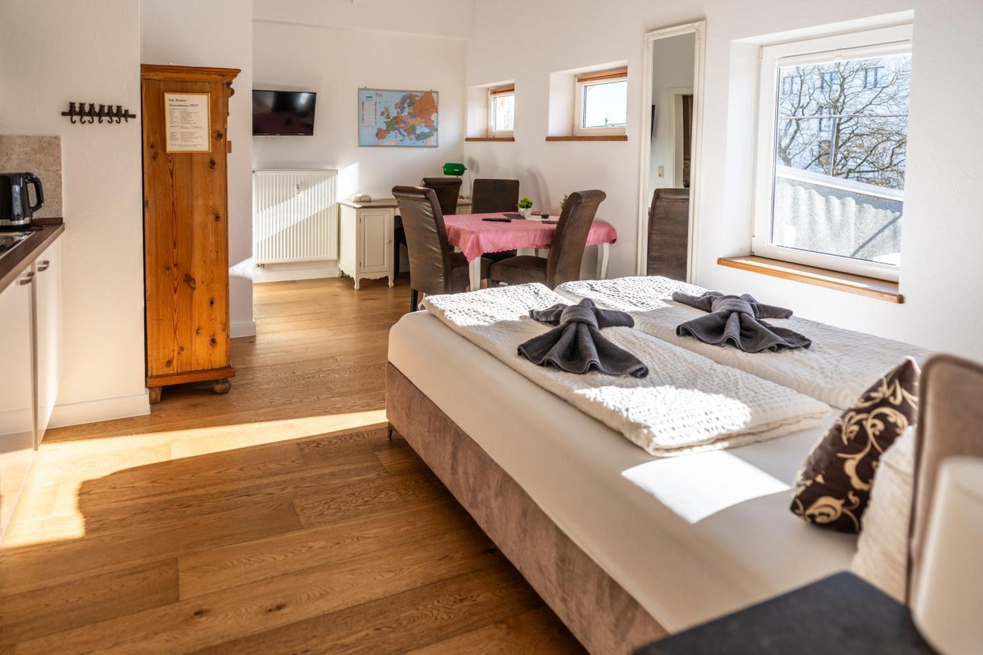 Villa Backstein Obo19 Schwerin  Bagian luar foto