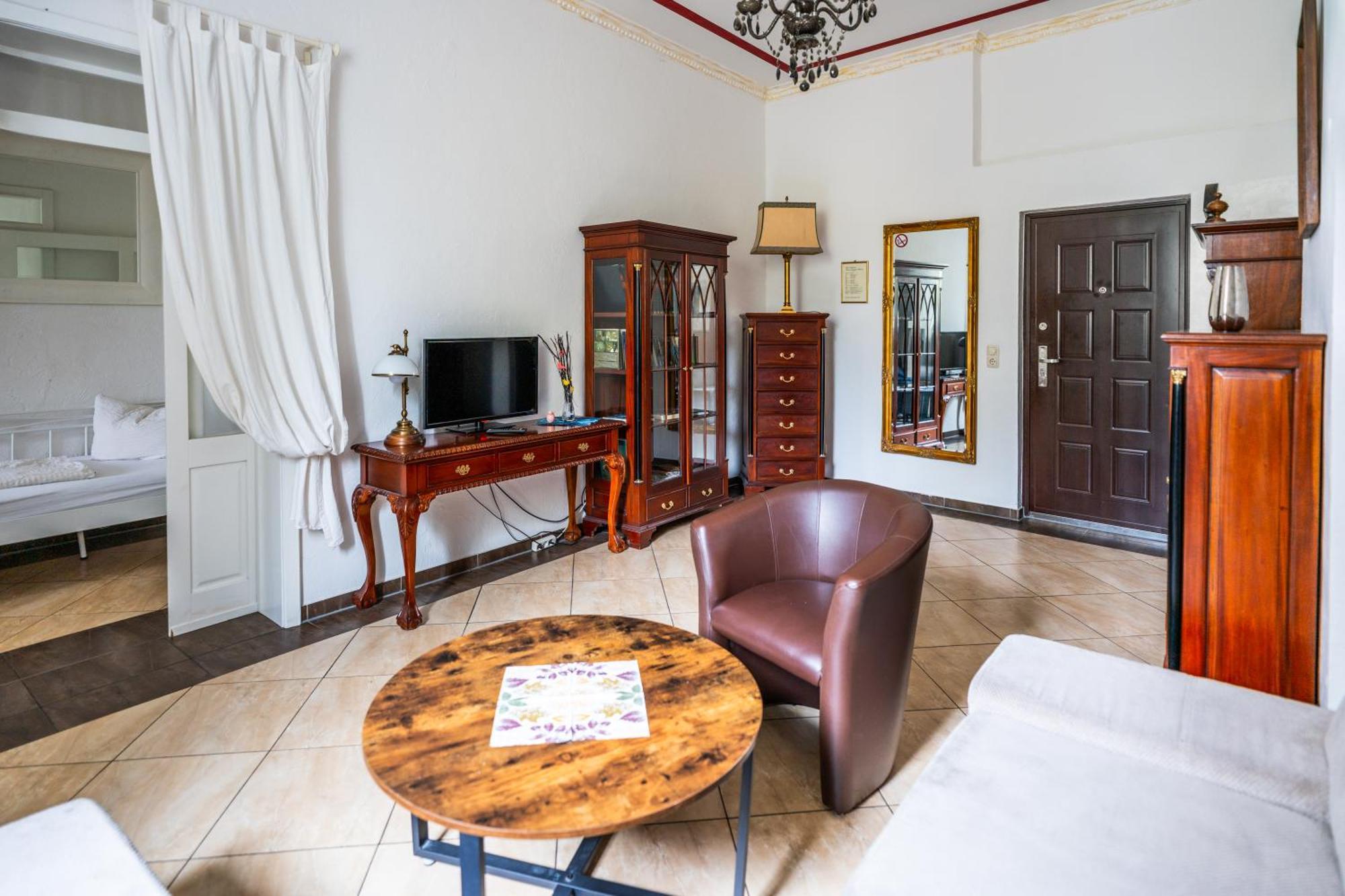 Villa Backstein Obo19 Schwerin  Bagian luar foto